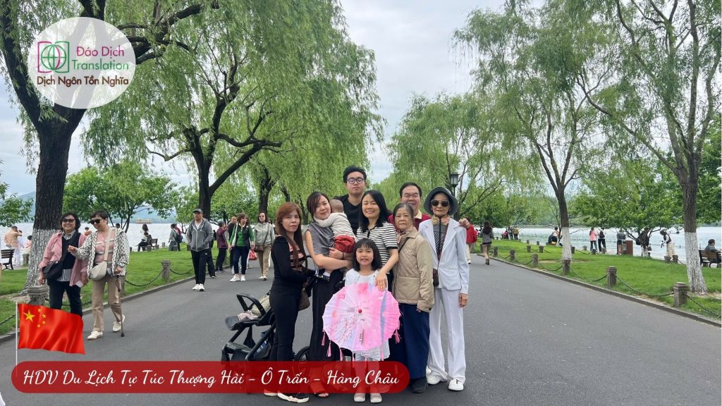 đoàn 8 khách check in tại hàng châu trung quốc