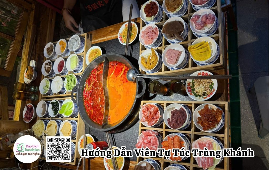 huong dan vien du lich tu tuc trung khanh
