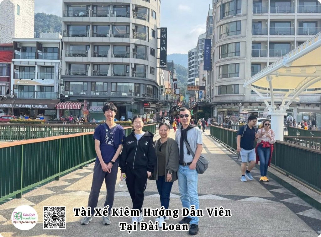 tai xe kiem tour guide nguoi viet tai dai loan